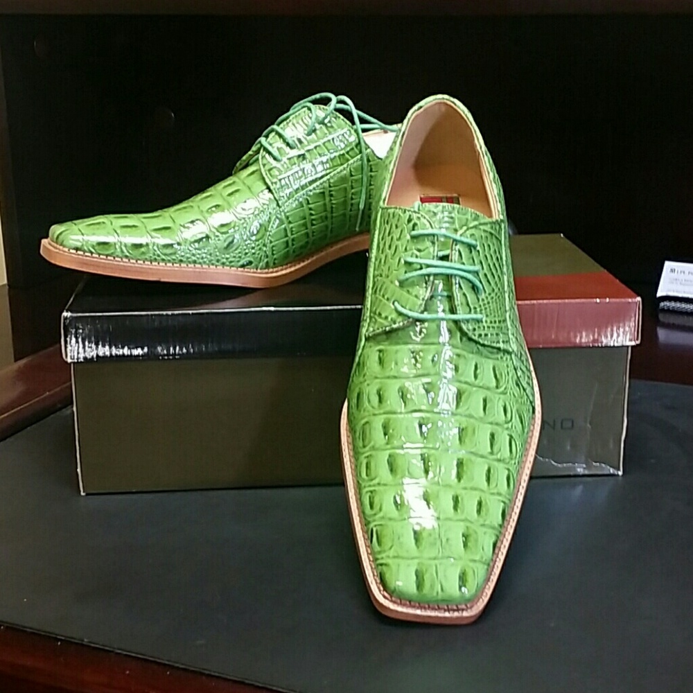 Men's dress shoes